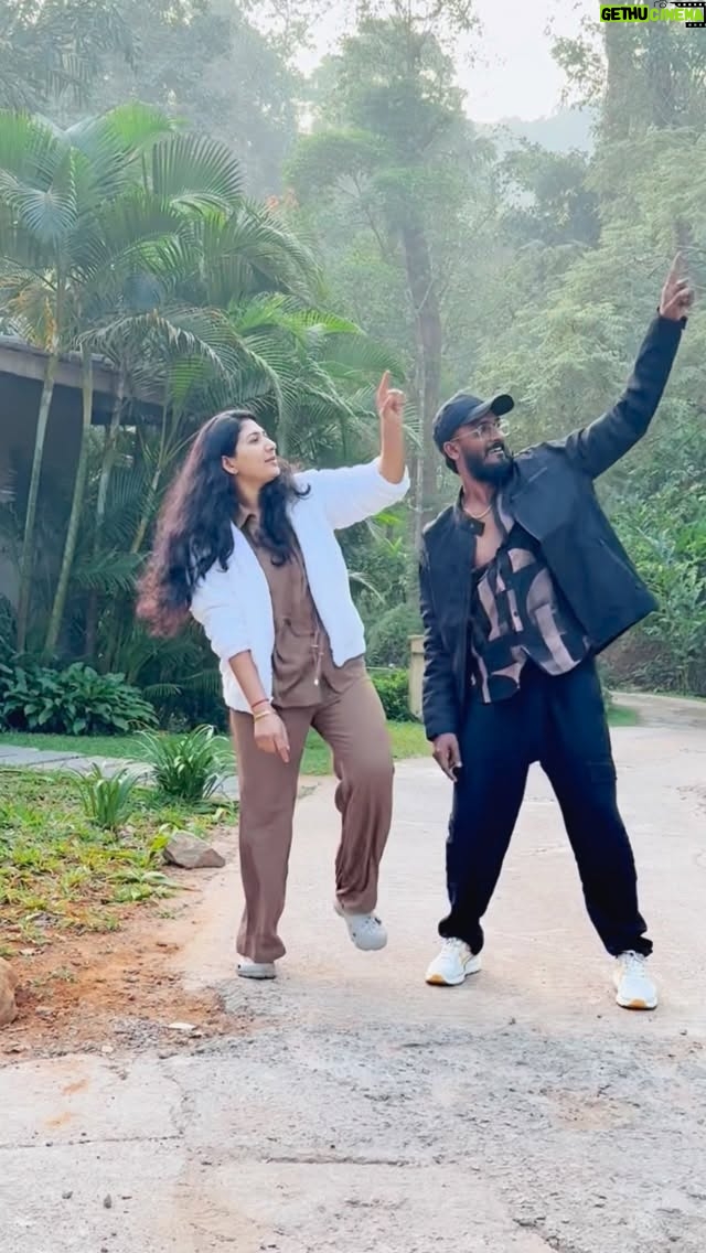 Rajani Shashikumar - 23.8K Likes - Trending song 🔥😕…

#kannada #insta #reels #keepsupporting
