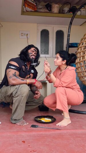 Rajini Instagram - Electronic engineering ಕಥೆ 😆😝😂🤪…
.
.
.
.
#comedyvideos #comedy #instalike #instagood #funny #comedycouple #fun #reels #explore #laugh #keepsmiling #laughing