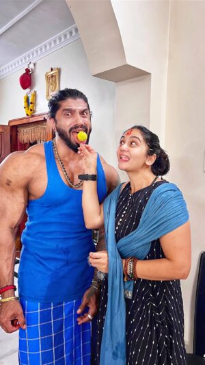 Rajini Instagram - ಆಯುಧ ಪೂಜೆಯ ಶುಭಾಶಯಗಳು 🤪😝😆🙏…
.
.
.
#comedy #comedyvideos #funny #comedyreels #fun 
#dboss #dbossfans #dbossism #Dbosskingdom #dbosscraze #dbossfan #dbossquotes #Dbosssoldiers #dbossfc #dbossco #dbossfanskalduragi #Dbossoffice #dbossparva #dbossadda #dbossgirls #dbossqutues #dbossfanshonnavar