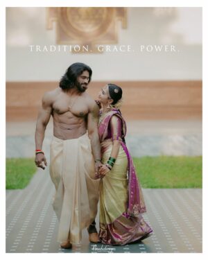 Rajini Instagram - ಏಳು ವರುಷದ ಗೆಳೆಯನ  ಜೊತೆ ಏಳು ವರ್ಷ “ಸಪ್ತಪದಿ “ ತುಳಿದು ಈಗ ಒಂದಾದ ಕ್ಷಣ ಜೀವನದ ಅತ್ಯಮೂಲ್ಯದ  ದಿನ ಈ ದಿನಕ್ಕೆ ತುಂಬಾ ಪ್ರೀತಿ ತೋರಿದ ಎಲ್ಲರಿಗು ಚಿರಋಣಿ 🙏😍🤗…

Thank you so much nandu 😍
Beautiful photography by: @nandushreyas.photography 

Makeover : @arjunanjimakeover 

Jewellery : @bridalhubrentaljewellery rental jewellery

Beautiful saree by : @sri.varisilks 

Blouse and saree design by : @suthra_designer_boutique
 
Wedding venue : @ikshaaconventions 
.
.
.
#dboss #dbossfans #dbossism #Dbosskingdom #dbosscraze #dbossfan #dbossquotes #Dbosssoldiers #dbossfc #dbossco #dbossfanskalduragi #Dbossoffice #dbossparva #dbossadda #dbossgirls #dbossqutues #dbossfanshonnavar #marriage #explore #beutiful #love #soulmate #happy