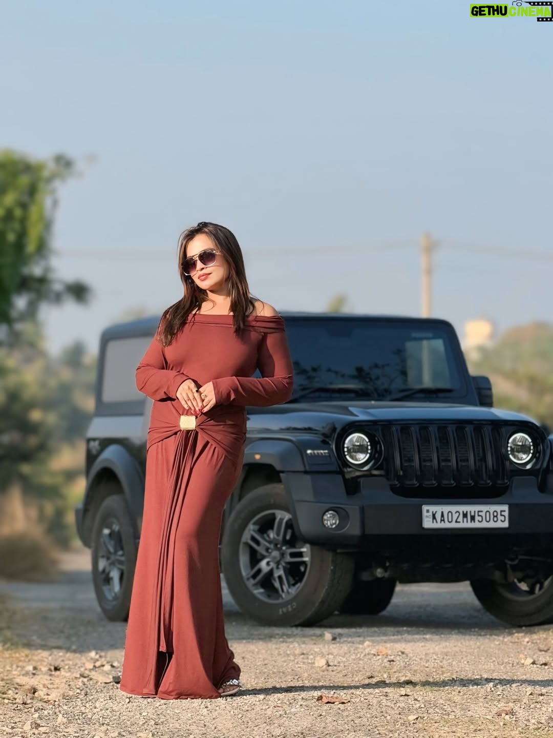 Rajini Lakshmish - 6K Likes - Too rock to age 🔥