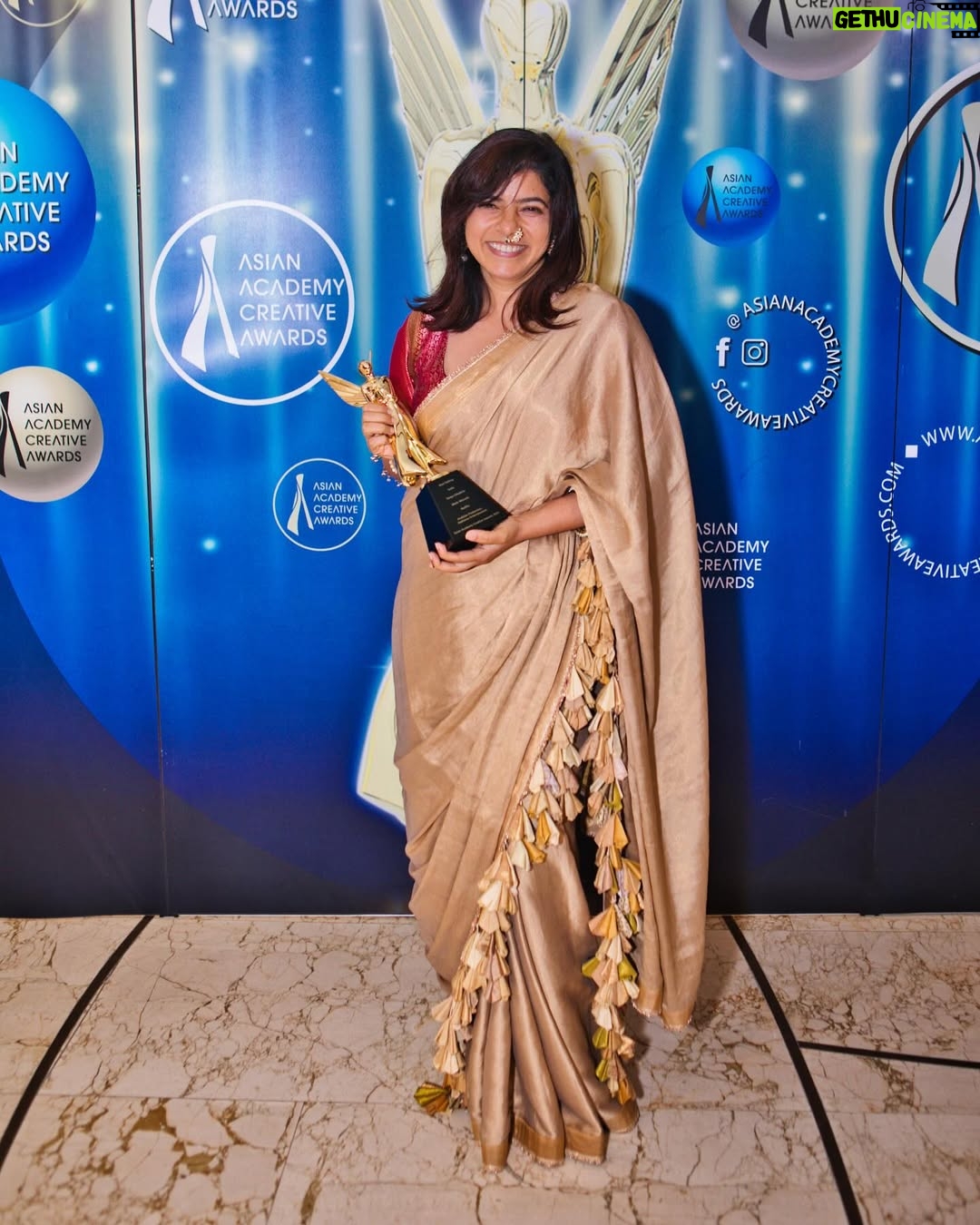 Rajshri Deshpande - 3.7K Likes - In 2023, I received the National Best Actress Award for my performance as Neelam Krishnamoorty in @netflix_in’s #TrialByFire—and I can still feel that fire burning in my heart. That sacred moment on the @asianacademycreativeawards stage ignited my dreams and inspired me to pour even more of my soul into my work.
Today, my heart overflows with joy as I stand on this stage beside my dear friend and extraordinary actor from India, @nowitsabhi, to celebrate the nation’s finest actor and actress.
What an indescribable honor to be here at the Asian Academy Creative Awards, presenting these life-changing accolades. Dearest Fiona and Michael, from the depths of my heart, thank you for weaving me into this beautiful tapestry of dreams and triumphs. I’m proud to be part of the @asianacademycreativeawards family.
Huge congratulations to the #BlackWarrant team for all your awards—I felt so proud to be a small part of it, and holding @tanyachhabria’s award for Best Editor filled me with even greater pride.
@priyankaraajiv, thank you for draping me in this gorgeous saree that makes me feel like a queen. My dear @pavleen_gujral, I love you and your beautiful jewellery from @dazzle_.up. 
And to my beloved mother’s precious nose ring, which I carry in my heart forever.