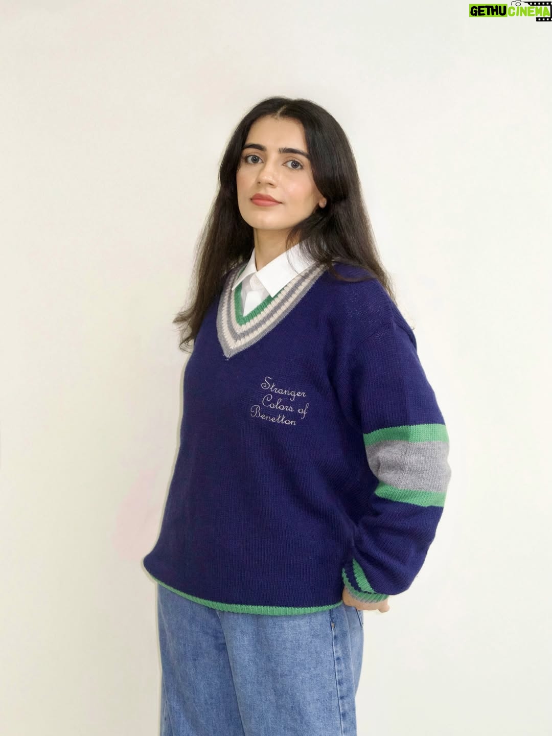 Ramy - 18.4K Likes - Lowkey missing hawkins already 🥲🍿

Outfit from @benetton_india

#strangerthings