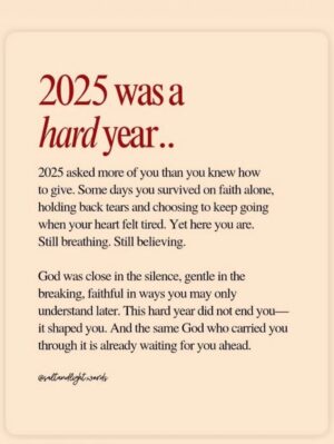 Rashida Olayiwola Instagram - #ThankYouGod, 
Jan 1st, 2025 I surrendered to you amongst the trees and asked you in prayer to #REVEAL , #REMOVE & #RESTORE … you did just that. I am beyond grateful. No matter how hurtful the reveals were, no matter how hard the removals were, I’m grateful 🙌🏾 because the restorations outweighed em all. Thank you God. Thank you 2025. I’m #better because of you, I’m divinely covered & protected because of you. See y’all on the other side of 2026. I pray it’s everything we need it to be and more. Amen, Asè, Peace & God Bless.✌🏾🎊🙏🏾🥹🥰💫🧘🏾‍♀️👁️🫶🏾💫👁️