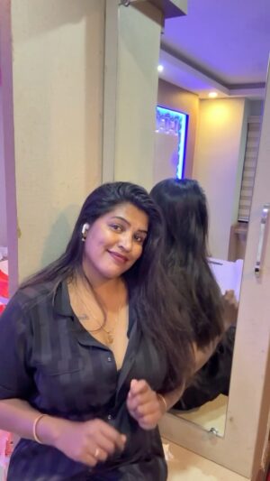Rashmi Racchu Instagram - 😅😉🖤