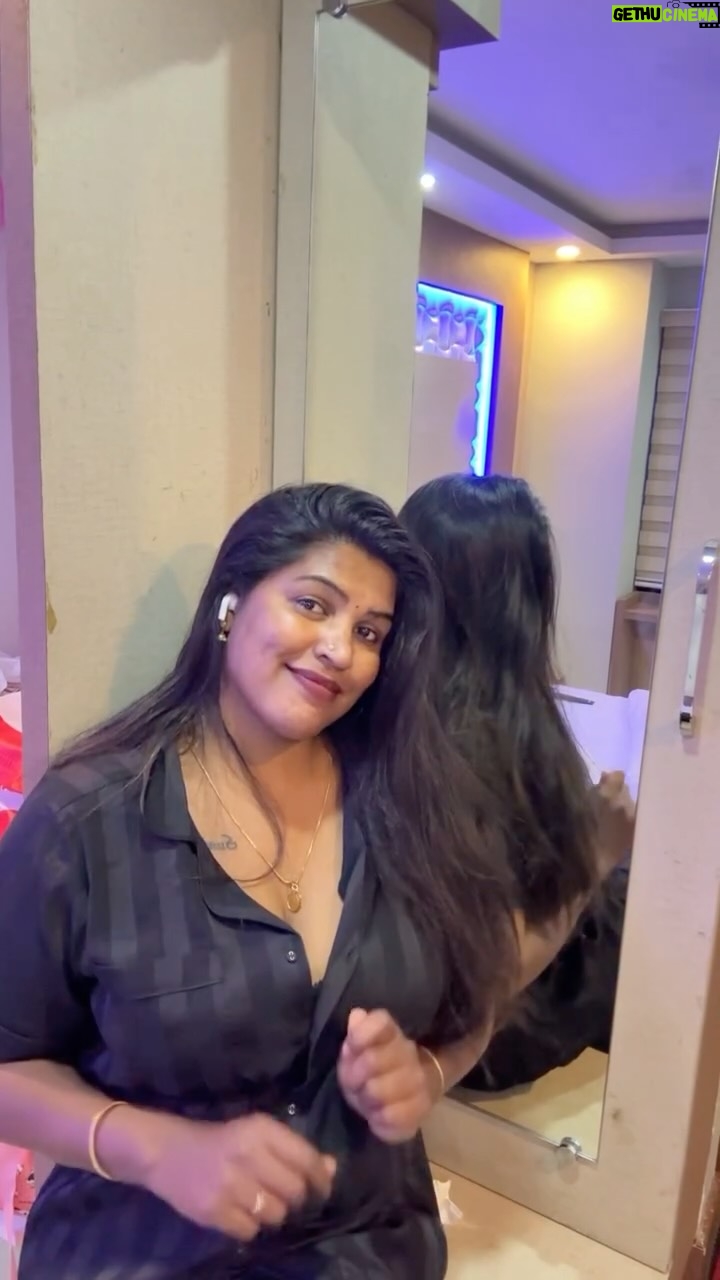 Rashmi Racchu - 51.5K Likes - 😅😉🖤