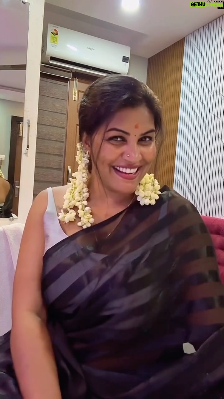 Rashmi Racchu - 32.1K Likes - 