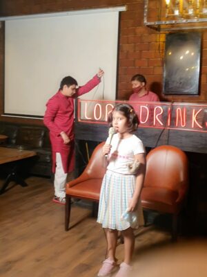 Rashmi Rai Instagram - Do teen saal idhar udhar maan lo lekin baat to same hi hai! Can’t remember what was special about 2016 because for me 2013 was the year everything stopped! It was when lado was born! I don’t remember anything else any other joy or happiness after it coz it was the best that happened to me! 
Thanks to 2013 and god for everything!! 

#mom #daughter #trend #viral