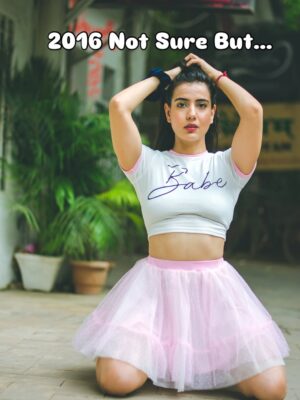 Rashmi Rai Instagram - Do teen saal idhar udhar maan lo lekin baat to same hi hai! Can’t remember what was special about 2016 because for me 2013 was the year everything stopped! It was when lado was born! I don’t remember anything else any other joy or happiness after it coz it was the best that happened to me! 
Thanks to 2013 and god for everything!! 

#mom #daughter #trend #viral