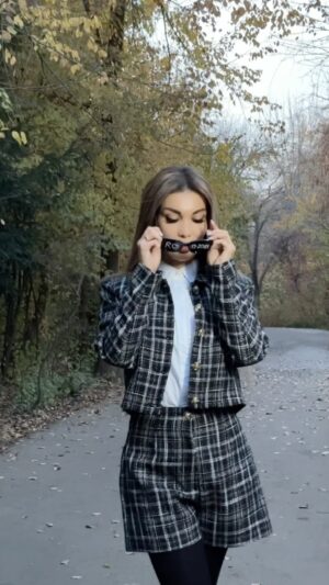 Rayhon Instagram - Trend 😎 
Konsertda ko’rishguncha 19-20-21 yanvar 😍 mani qo’llab quvvatlayotgan barcha muhlislarimga kattakon raxmat❤️ Bizani versiya yaxshi chiqibdimi ? Videoda kimlarni ko’rdingiz?