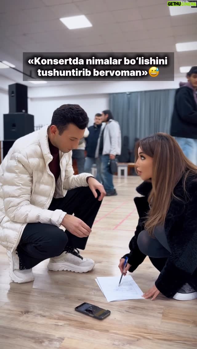 Rayhon - 37.5K Likes - Konsertdan nimalarni kutyapsiz? O‘z his-tuyg‘ularingiz va taassurotlaringiz bilan bo‘lishsangiz juda xursand bo‘lardim. Sizning fikringiz men uchun juda-juda muhim.
@boburzokirovich 😀😀