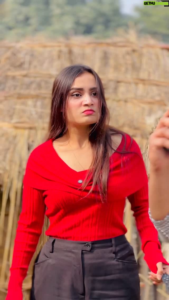 Razika - 127.7K Likes - Galat panga le liya 😂
.
.
#its_razika #comedyvideos