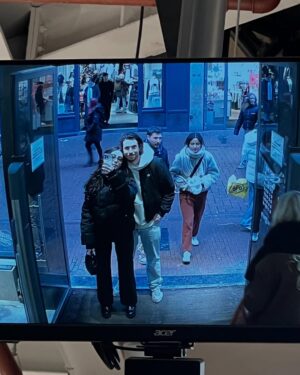 Rébecca Benhamour Instagram - un week-end sans weed à amsterdam