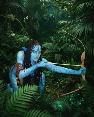 Rebecca Ghaderi Instagram - AVATAR🩵💙🩵 #neytiri #neytiriavatar #halloween #halloweencostume 
Edit : @pmofrad
Hair : @melikazeynali
Makeup : Me
