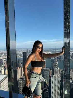 Rebecca Ghaderi Instagram - @summit 🌆🌉
