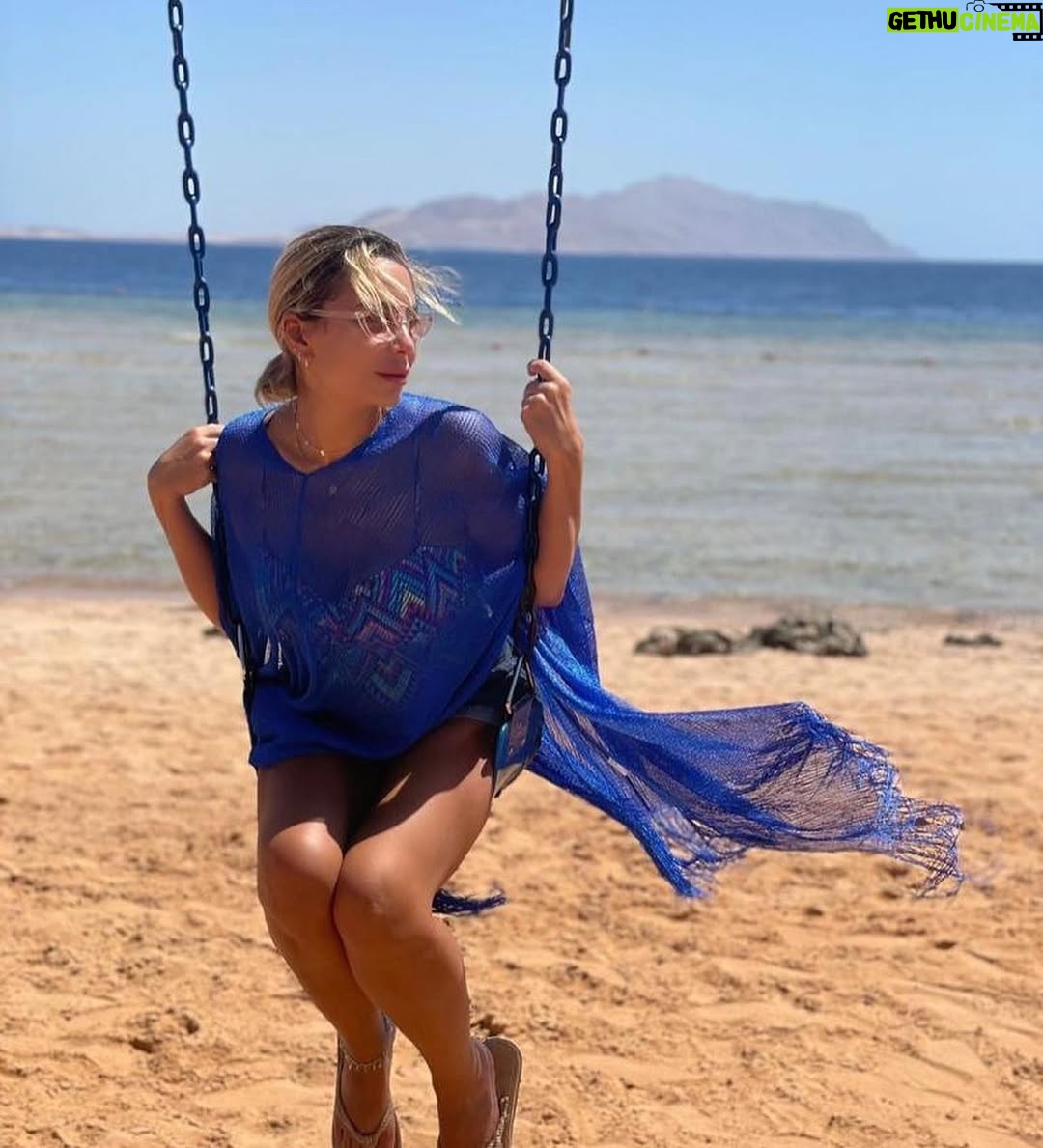 Reem El Baroudy - 127.7K Likes - 🌊💙