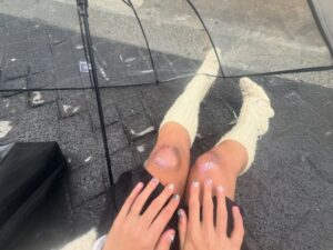 Regina Anikiy Instagram - Fell off the bike, leaking glitters 🪄