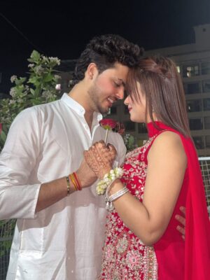 Rekha Khatri Instagram - Kese lgta haaa sath me ham donoā¤ļøš„°
