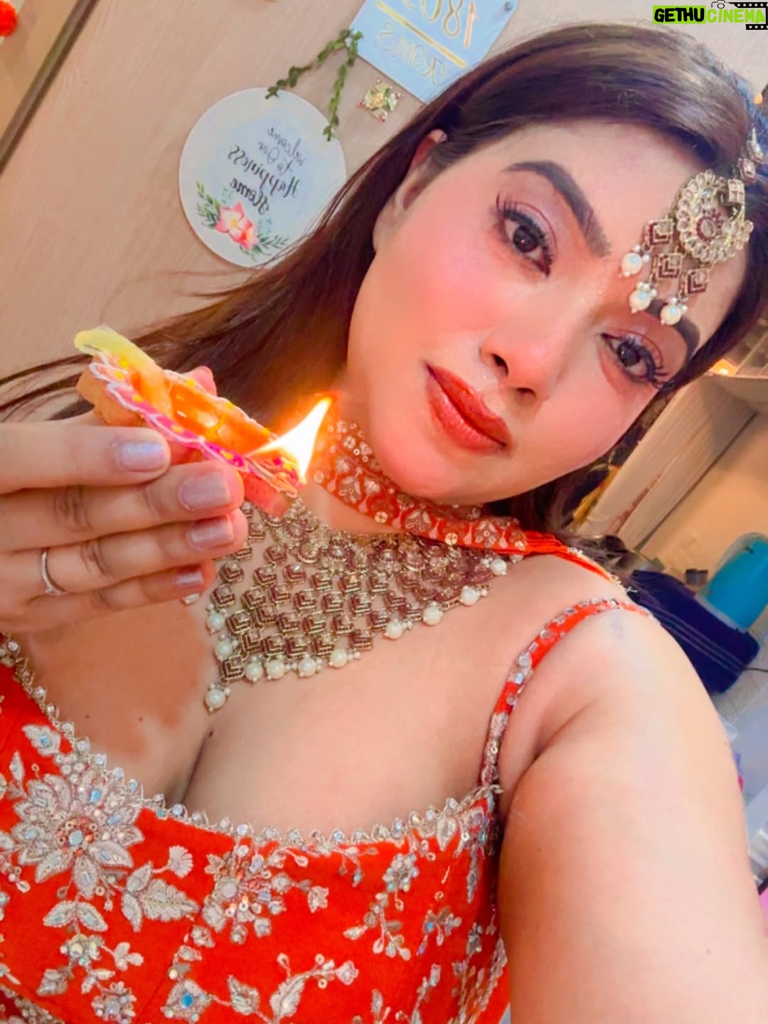 Rekha Mona - 1.7K Likes - Diya 🪔 lights sweets chocolate nd Diwali outfit  recived lots of wishes nd love Thnku so much Aur happy Diwali 🥰. #outfitoftoday #diwalidiyas #gratitude #love