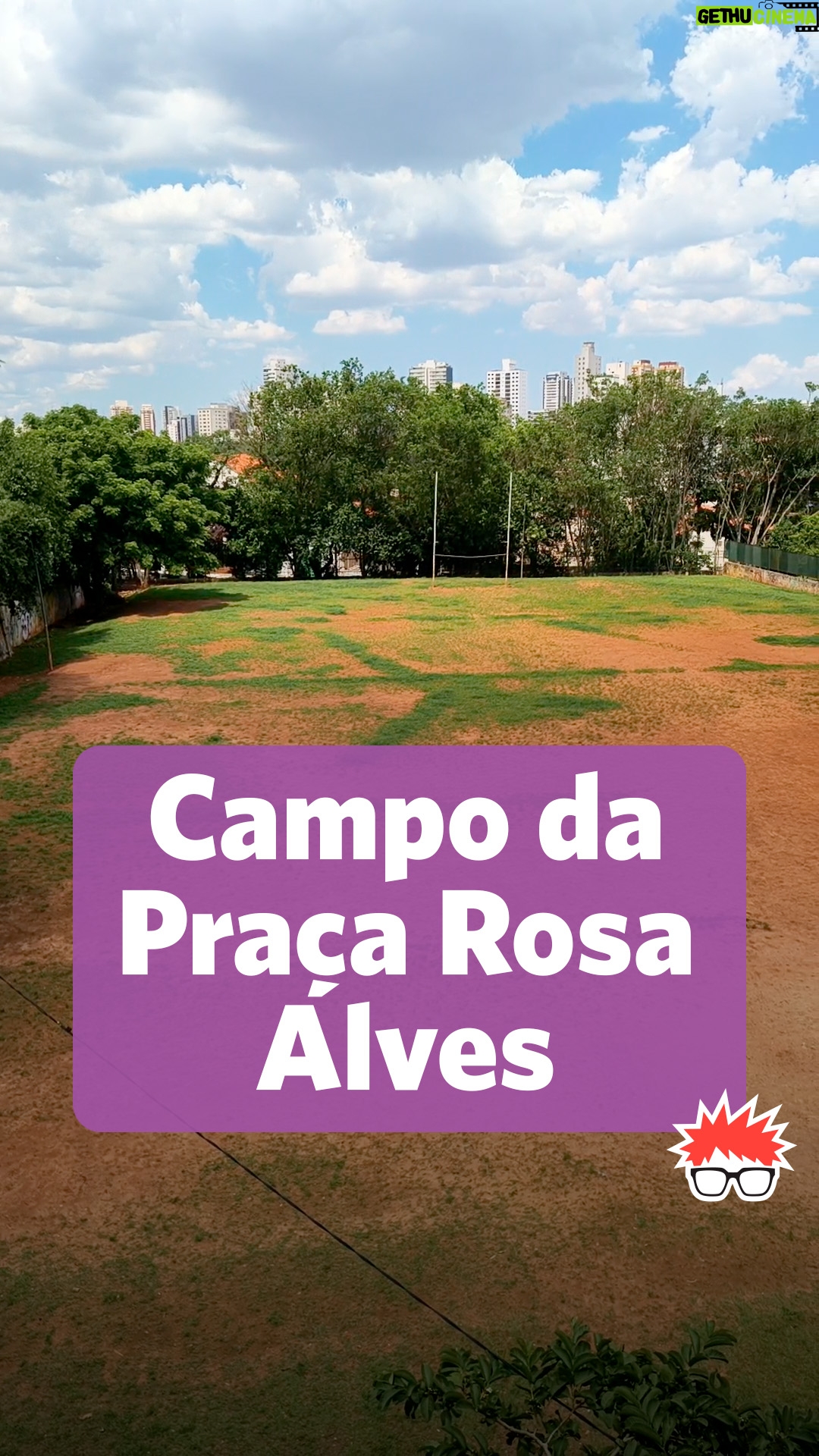 Renata Falzoni - 2.2K Likes - Ótima notícia para moradores, famílias, atletas e todos os frequentadores da Praça Rosa Alves, na zona sul de São Paulo. O campo será mantido com grama natural, nenhuma árvore será retirada e a Prefeitura promete ampliar o cachorródromo no local.

O novo plano foi definido em reunião articulada por mim e minha colega @marinabragante nesta segunda-feira (22) e as novidades foram pactuadas entre o subprefeito da Vila Mariana @rafaminatosp, moradores, além da @sp.rugby. 

Acreditamos muito em soluções baseadas no diálogo, participação popular e na união de forças para decidir o que é o melhor para a cidade. Sempre com foco na defesa das áreas verdes e da ocupação democrática dos espaços públicos, com esporte e lazer para todos. Vamos juntos nessa!