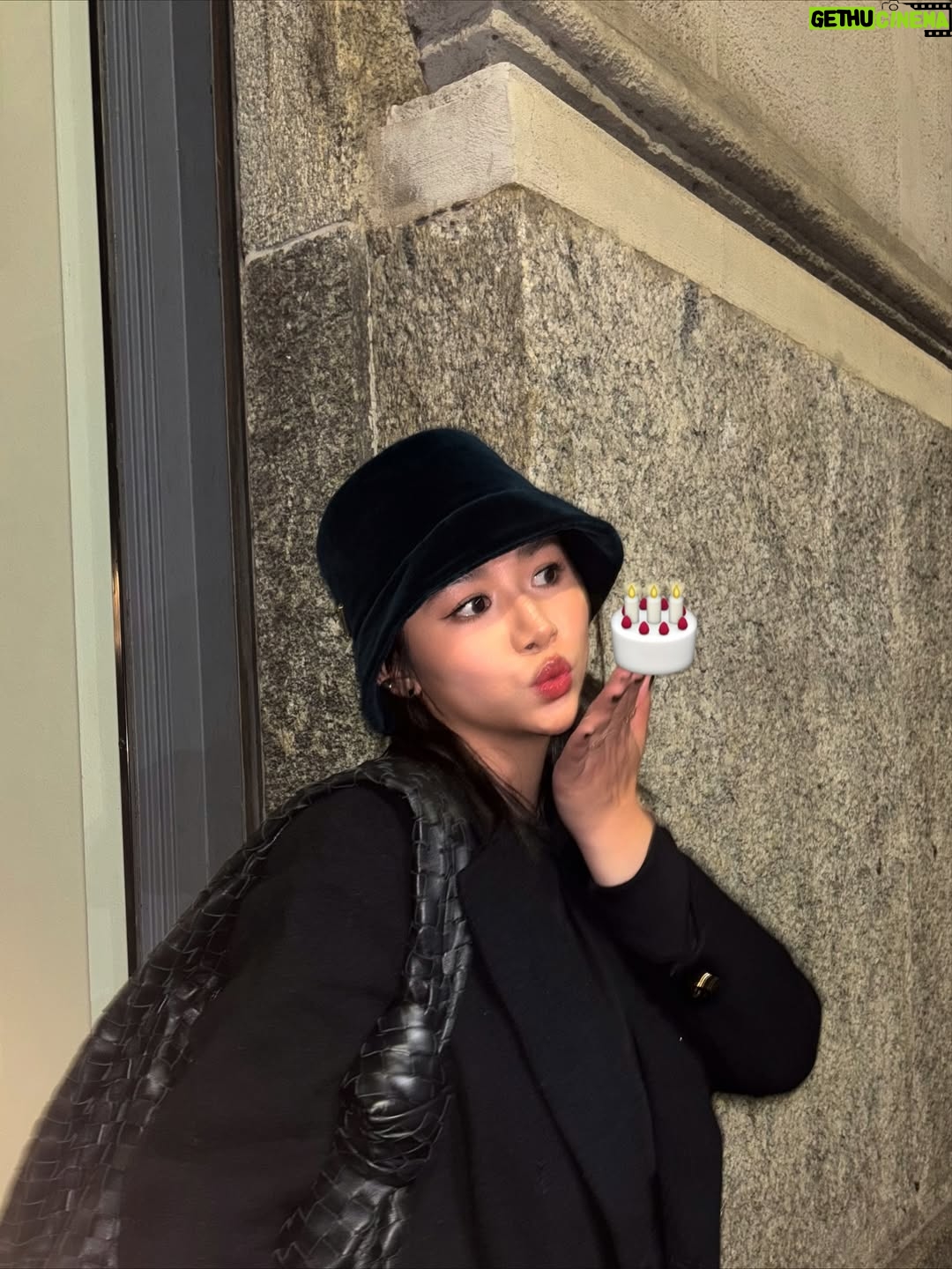 Renci Yeung - 10.4K Likes - 🎂❣️
May all your wishes come true!
