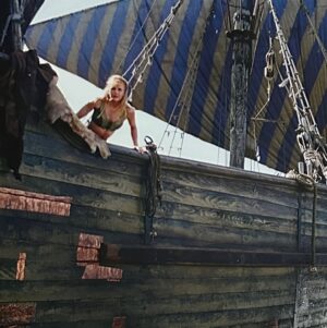 Renée O'Connor Instagram - Hello Friends, as I toured the globe this past year, I was reminded of how watching Xena, and working on our show, affected so many of our lives.
As an opportunity to extend my gratitude, back to you, I have scheduled a live chat, on Saturday, November 22nd, from 2:00-3:00, Pacific Standard Time.
I’ll be there to answer questions about my filming Xena. Let’s celebrate the 30-year Anniversary together.
To access the conversation, and to send me your questions, you need to register with me, on a Free account at https://www.patreon.com/c/ReneeOConnor.