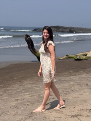 Revati Lele Instagram - Beach , please!! 🤪❤️🏖️
📸 by 😉❤️