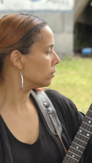Rhiannon Giddens Instagram - Another one from much warmer times, recording 'What Did the Blackbird Say to the Crow' in North Carolina. A welcome reminder that spring will always come again.
I hope you’re staying bundled up out there and enjoying time with loved ones.
Video: Alexei Mejouev
