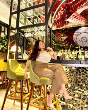 Ria Pednekar Instagram - As casual as it can be🥯🍷
@tattvabarandcafemumbai @lucidmedia.in
.
.
.
.
#riaans#riapednekar03#ootd#instagram#instagood#outfitinfo#trending#trend#photography#instadaily#igdaily#contentcreator#viral#riapednekar#foryoupage#foryou#fashionblogger#differentperspective#keeploving#keepsupporting#explore#explorepage#fashioninsta#instamood#creator#loveyall#kbye#dinner#dinnerideas#ootd