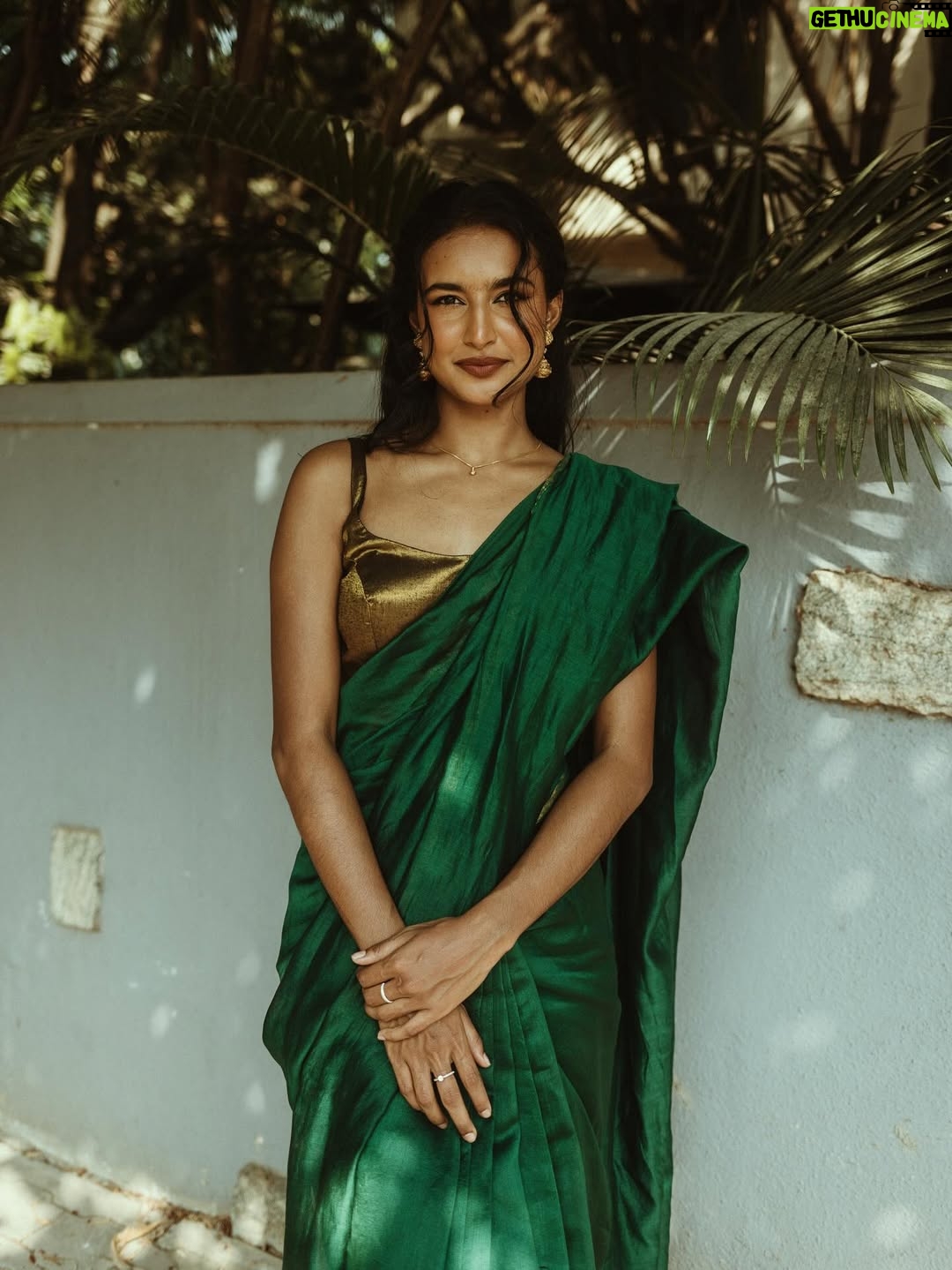Rida Tharana - 315.2K Likes - @ninaskalikova and I connected over Instagram last year… then I get a text “Hey Rida, I love your profile, I’m coming to Bangalore, I’m a photographer…want to do a shoot together?” And of course I said YES.

When we finally met…she was one of the most gorgeous women I’ve ever laid my eyes on. Kind, sweet, warm… we spent the day walking around, clicking pictures, and now I finally have them.

I love these shots because it’s how she sees me through her lens. We’ve stayed connected ever since, and I can’t wait for her to come back to India… or for me to land up where she is next.
.
Saree : @tehho.in 
Blouse : @suta_bombay