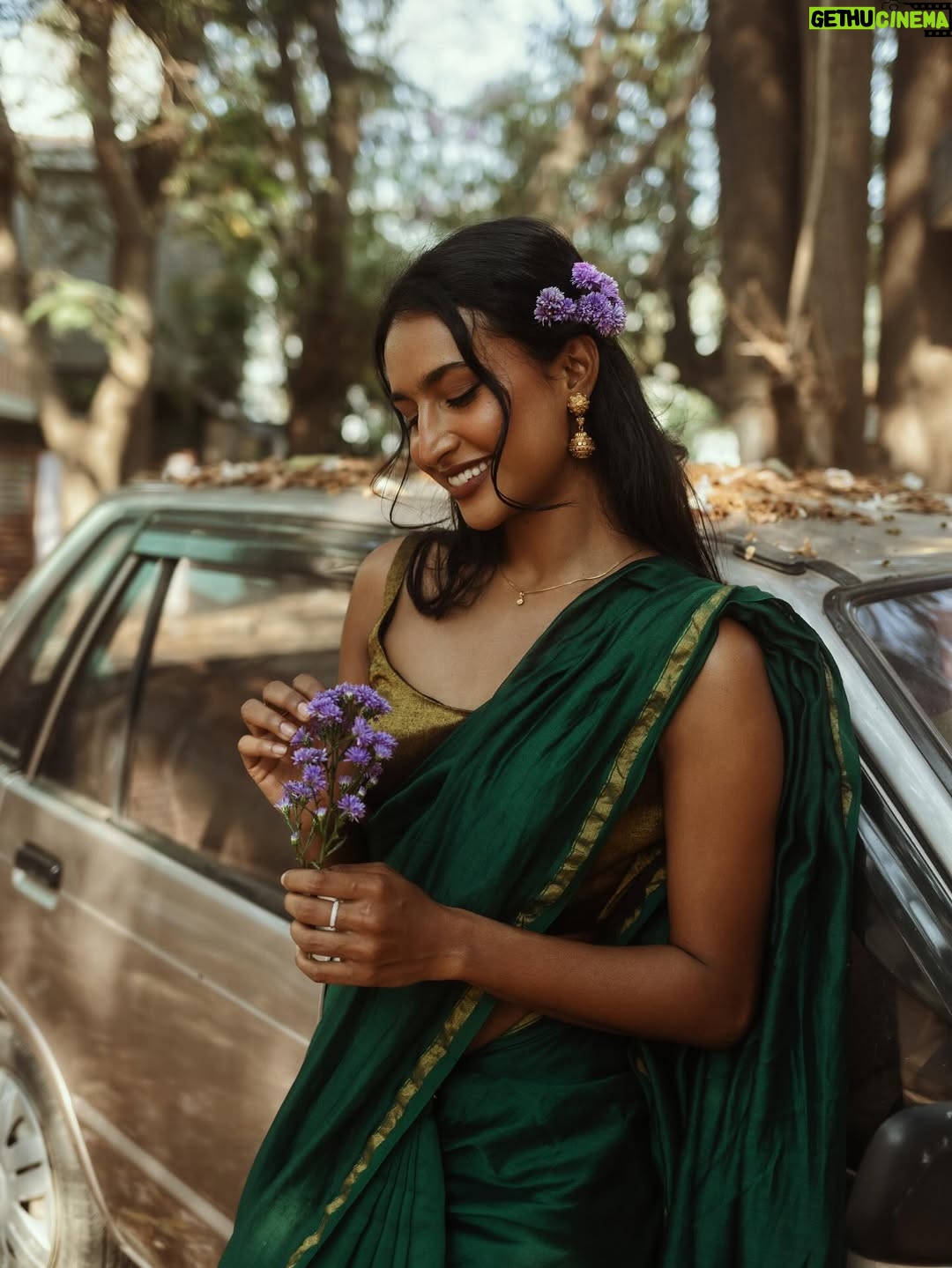Rida Tharana - 315.2K Likes - @ninaskalikova and I connected over Instagram last year… then I get a text “Hey Rida, I love your profile, I’m coming to Bangalore, I’m a photographer…want to do a shoot together?” And of course I said YES.

When we finally met…she was one of the most gorgeous women I’ve ever laid my eyes on. Kind, sweet, warm… we spent the day walking around, clicking pictures, and now I finally have them.

I love these shots because it’s how she sees me through her lens. We’ve stayed connected ever since, and I can’t wait for her to come back to India… or for me to land up where she is next.
.
Saree : @tehho.in 
Blouse : @suta_bombay
