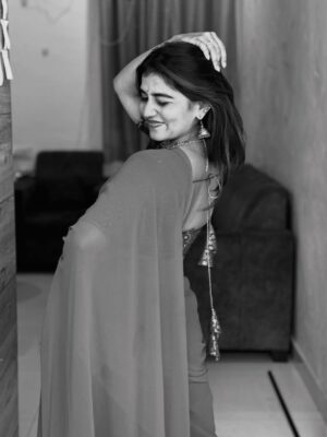Ridhi Instagram - 💕

#ridhiofficial#trending#ᴇxᴘʟᴏʀᴇᴘᴀɢᴇ#viralsongs #bujjikanna