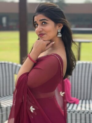 Ridhi Instagram - Chandrakalaaa…..👀

Saree : @nissidesigners 
Location 📍: @kcr_resort_convention