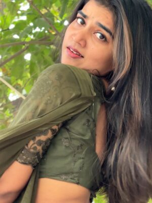 Ridhi Instagram - 😌

#ridhi#ridhiofficial#telugusongs#explorepage#trending
