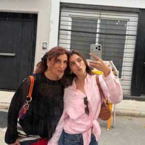 Rina Lipa Instagram - 🌎🌎🌎❤️‍🩹❤️‍🩹❤️‍🩹