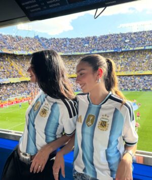 Rina Lipa Instagram - 🇦🇷🦋🦢🫐