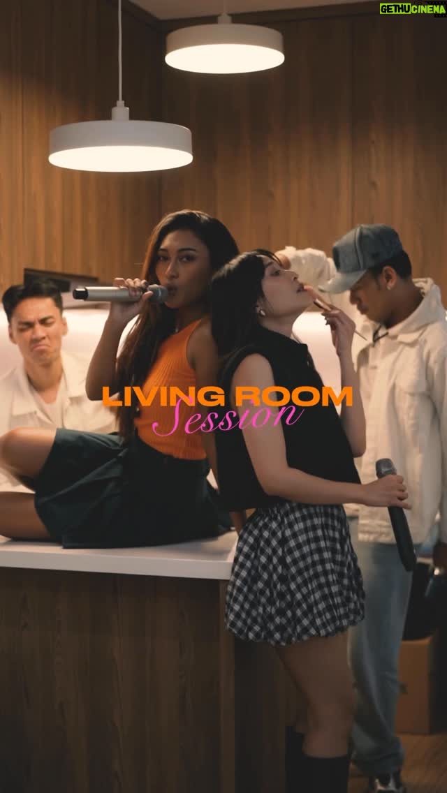 Rinni Wulandari - 6.5K Likes - “Living Room Session” episode 59 / Lady Marmalade with @noviabachmid ✨🩷
.
Music arranged by @jevinjulian 
#LivingRoomSession #LivingRoomSessionRinni