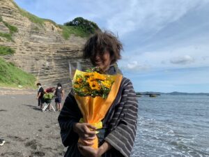 Ririka Instagram - 映画『宝島』
悪石島の娘役で出演しております。

是非ご覧ください。
#宝島　#映画宝島