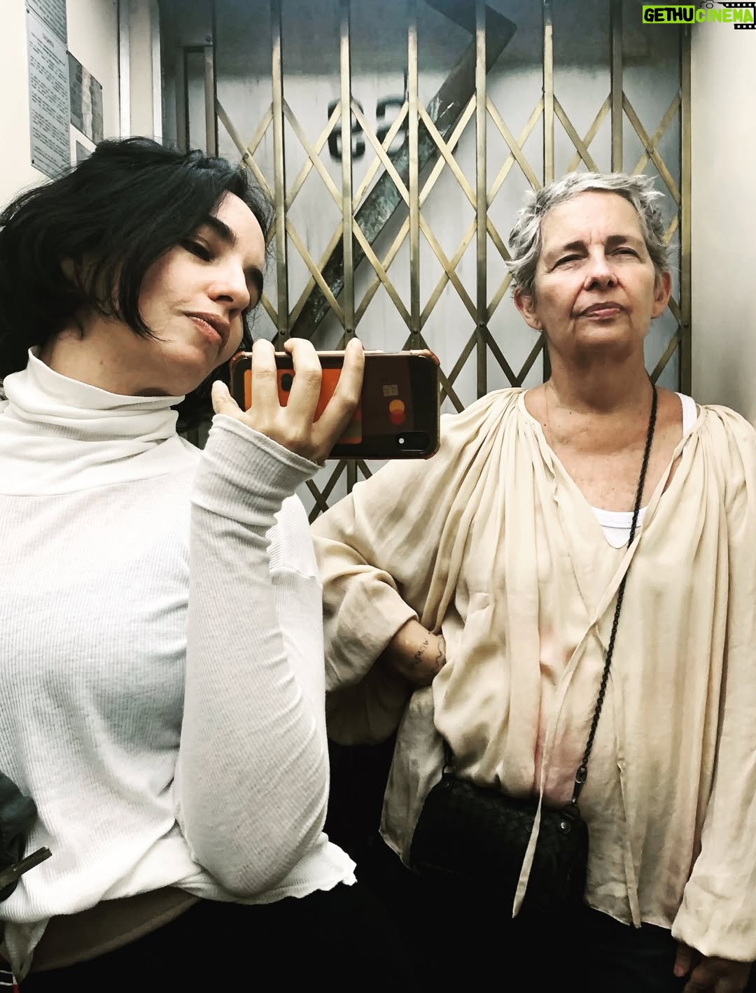 Rita Wainer - 3.4K Likes - Je t’aime tellement ma maman rockeuse. T’es une star, t’es ma star.♥️💋 eu amo ser sua filha.