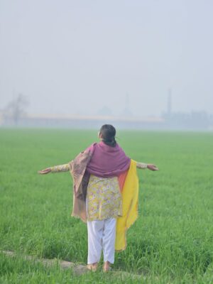 Ritakshi Gupta Instagram - Apna khayaal rakheya kro, tuhade andar Rab vasda ae🍀✨