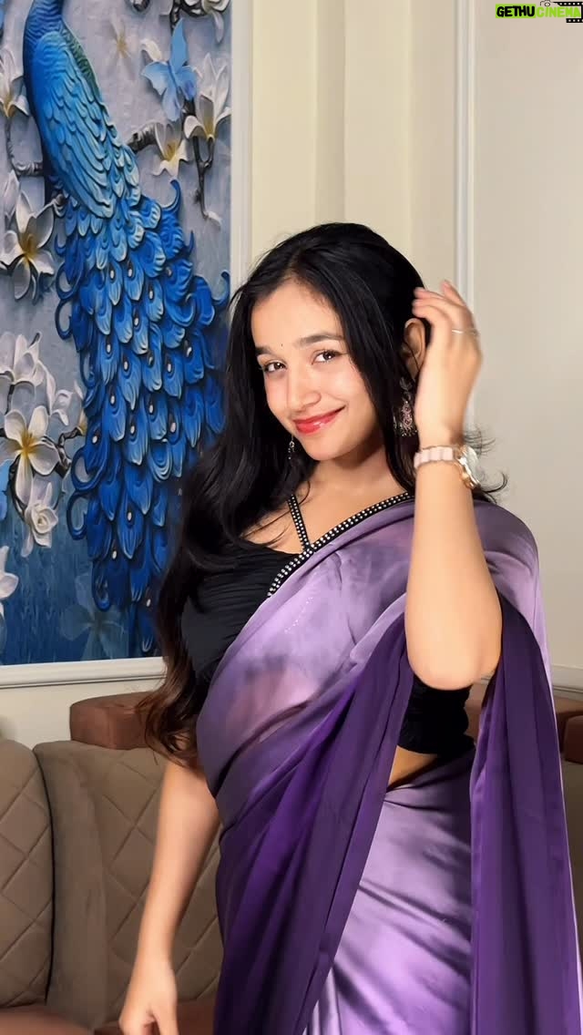 Ritika Chauhan - 24.9K Likes - Hyy😩💜🫣
