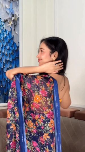 Ritika Chauhan Instagram - Anm firsee aate trending mai🕹️🫶♥️ .
.
.
.
.
.
#ritzzchauhan #reel