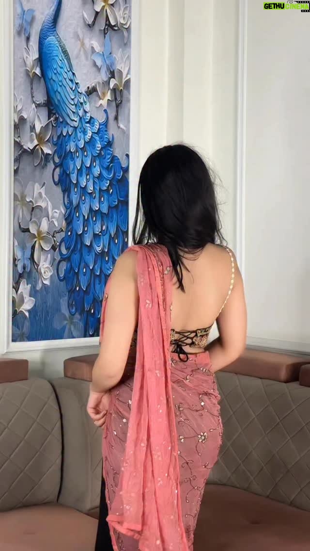 Ritika Chauhan - 34.5K Likes - Maai jaan gyi??🫤 .
.
.
.
.
.
#ritzzchauhan #reelinsta