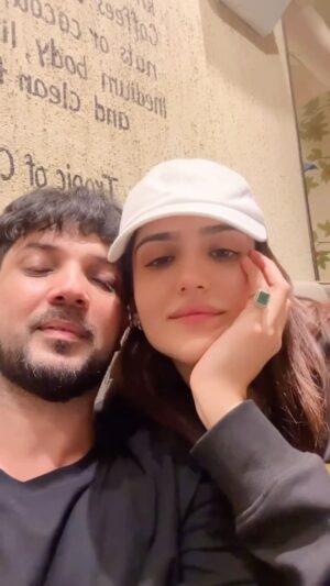 Riya Kishanchandani Instagram - 2 years out of a million years.
.
Happy 2 years wedding anniversary ..
.
#alhumdulilah .
Thank you for Choosing me🥺
.
#2yearsanniversary❤️ #couplegoals #weddinganniversary #