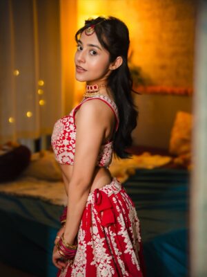 Riya Verma Instagram - HAPPY DIWALI 🪔 FROM BUTKI🤭♥️

#diwali
