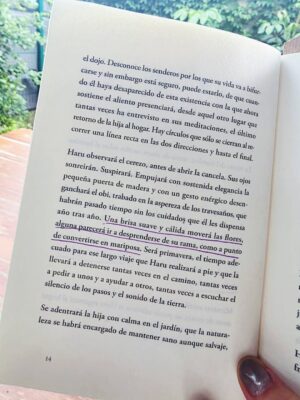 Rocío Igarzábal Instagram - El caos de fin de año me resulta hermoso 🦋
.
.
@dove