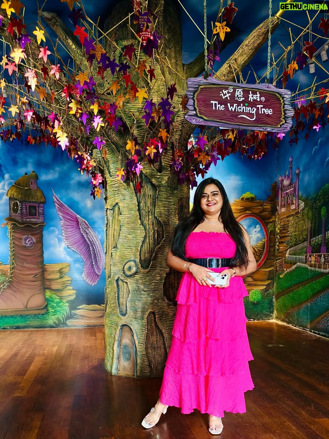Rohini Reddy - 10.7K Likes - 💕💕
Thank you for the best trip Lowkya @skydreamtravels_by_lowkyapavan 

Had a nice time 😍

#newyear 
#malysia #cameron #skydreamtravels