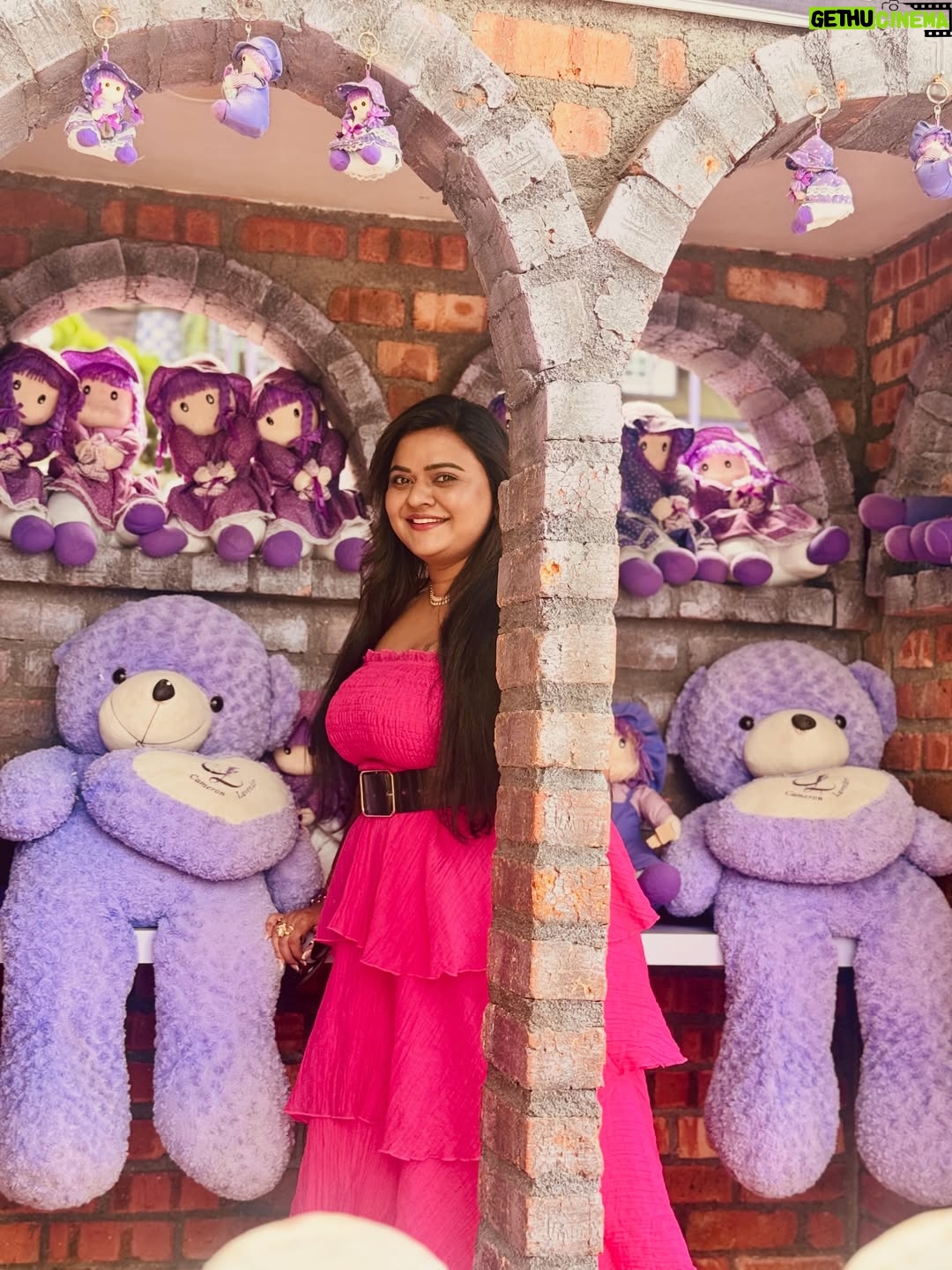 Rohini Reddy - 10.7K Likes - 💕💕
Thank you for the best trip Lowkya @skydreamtravels_by_lowkyapavan 

Had a nice time 😍

#newyear 
#malysia #cameron #skydreamtravels