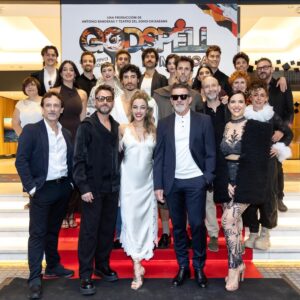 Roko Instagram - Hemos estrenado GODSPELL! 

El 30 de Octubre abrió sus puertas @godspellelmusicaloficial 
Beso cada tabla de este escenario que ya es CASA. 
Están siendo días preciosos de reencontrarme con sensaciones y emociones que amo. Cada mirada y gesto entre compañeros y la interacción con el público que se acerca al @teatrodelsoho 
Hemos trabajado con conciencia cada parte de esta obra con la que esperamos transformarnos en comunidad y quizás ser un poco mejores para este mundo. Dando cada uno lo mejor que tenemos. 

El look divino de mi querida @luciacanonovias me acompañó ese día. Representación de la dedicación y la artesanía alcalaína :) (que orgullo de paisana y amiga) 

Gracias a @antoniobanderas por regalarnos este reto y este juego diario. Me siento muy agradecida💕
Poco más que aportaros con palabras. El resto lo tendréis que descubrir vosotr@s. Estaremos hasta el 11 de enero en mi Malaga de mis entrañas. 

Os esperamos en el teatro 🎭