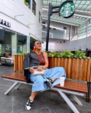 Rosaline Meurer Instagram - Everything in 2026 aligns perfectly for me 🙏
Just a girl trusting the process and enjoying the journey… Whatever makes your soul happy DO THAT 😊
*excited* 🙈
#QUEENOFALLQUEENS👑